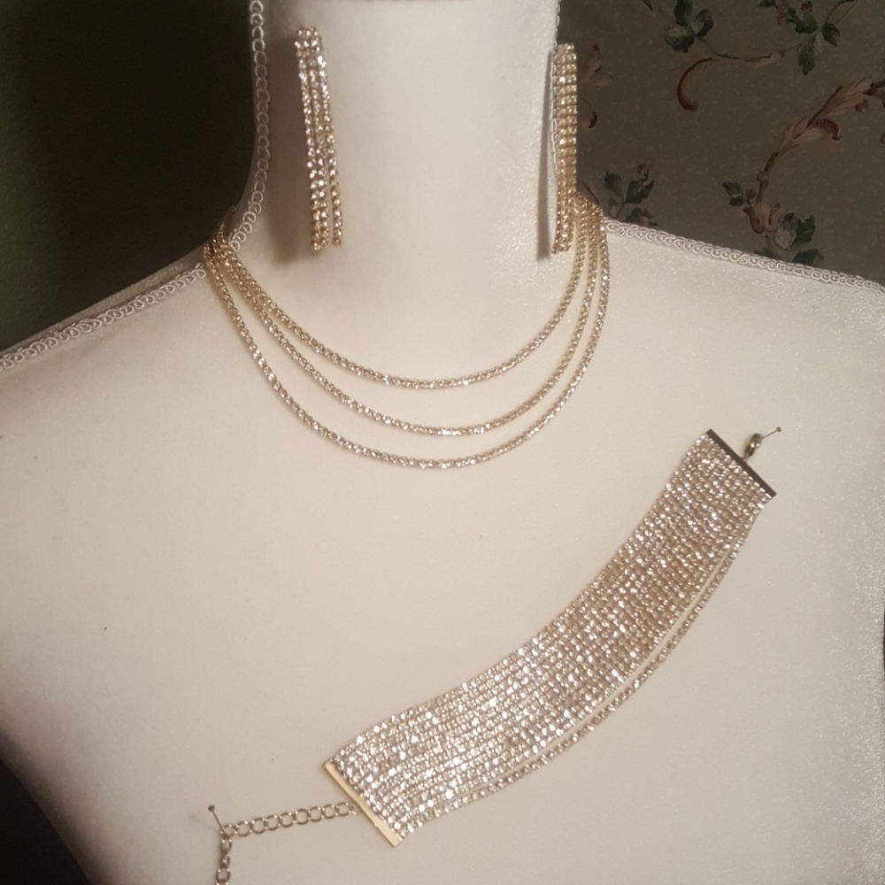 Buckley London  Rhinestone / cz jewelry set